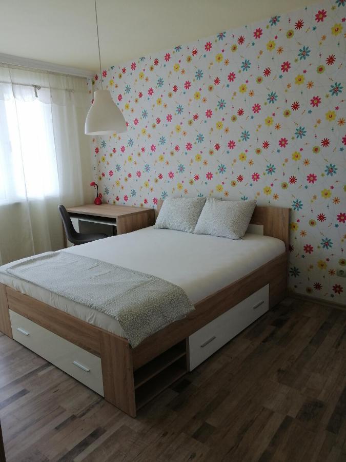 Yanakiev'S Central Apartment Burgas Zewnętrze zdjęcie